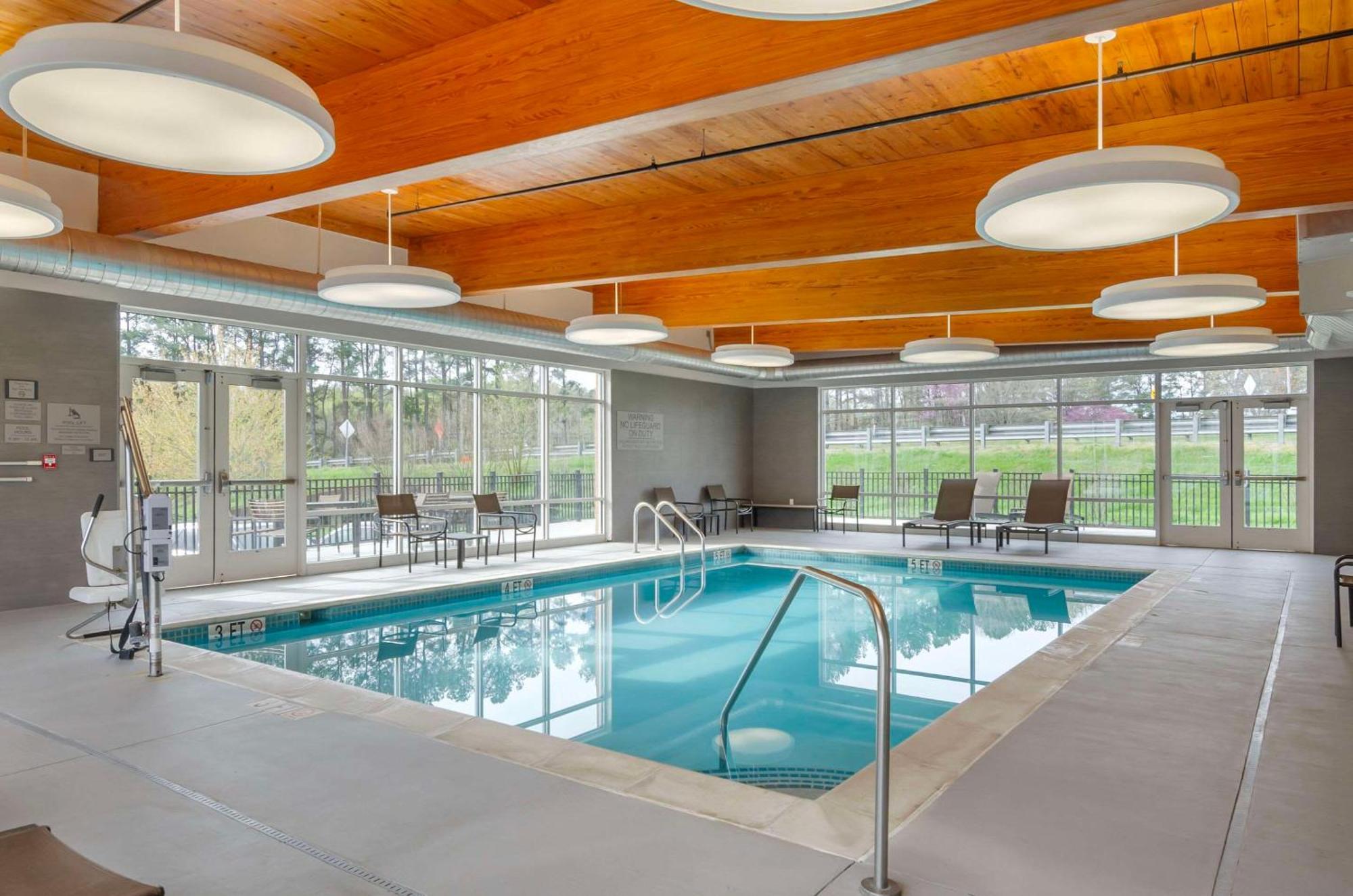 Country Inn & Suites By Radisson, Charlottesville-Uva, Va Екстериор снимка