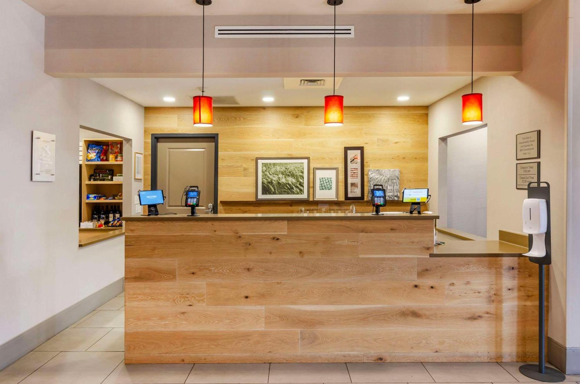 Country Inn & Suites By Radisson, Charlottesville-Uva, Va Екстериор снимка